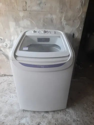 Vendo máquina de lavar roupas Electrolux 13 quilos