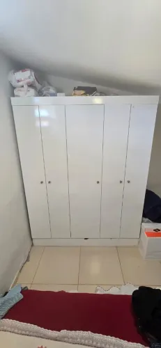 Guarda roupa 5 portas sem avarias