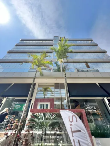 Preço de Ocasião Vista Mar Cobertura duplex de 4 suites e 3 vagas 235m² privativos