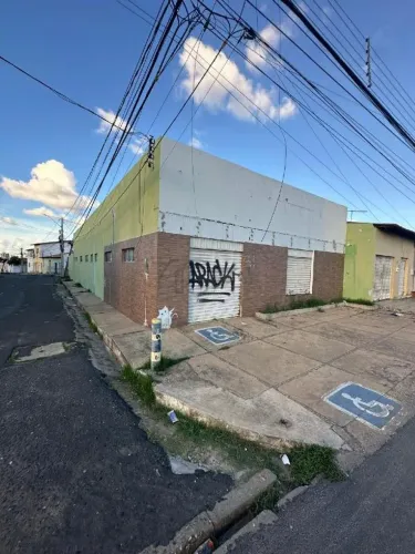 Casa Comercial para Aluguel | Residencial/Comercial no Piçarra Sul, Teresina