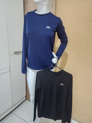 Vendo 2 blusa de sol nova
