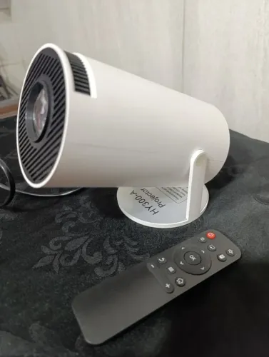 Projetor Smart HY300 - Excelente Estado