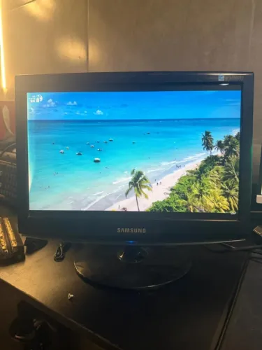 Monitor Samsung SyncMaster 733NW 17" LCD - Ler Descrição