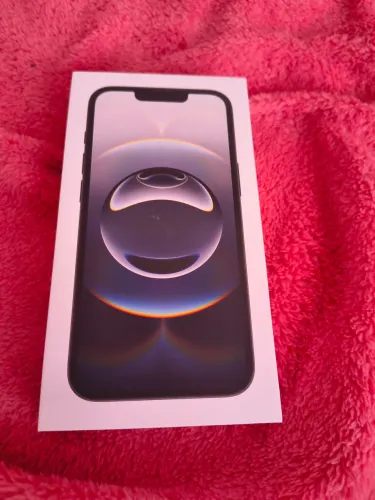 iPhone 16e