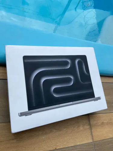MacBook Pro M4 Pro 14 pol 512GB SSD 24Gb Ram Novo com Garantia + nota fiscal