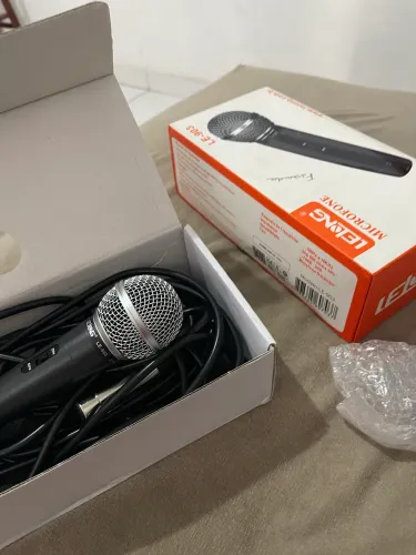 Vendo microfone com fio 5mt