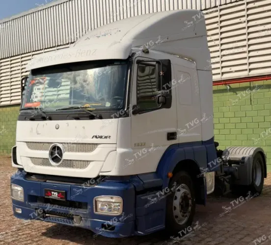 MB 1933 4x2 2017/2018