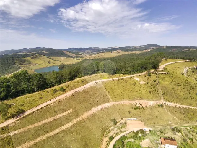 Fazenda com 11 quartos à venda em Lavras novas - MG