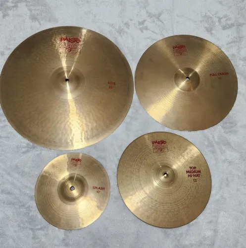 Conjunto PAISTE 2002