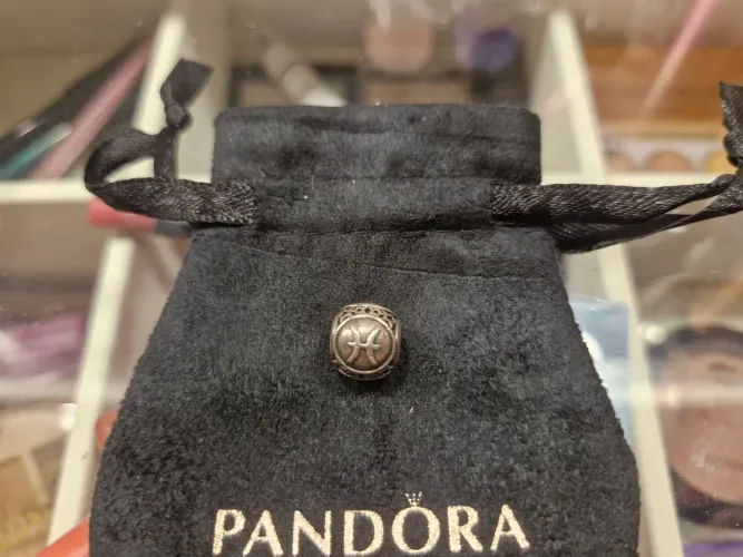 Charm Pandora original