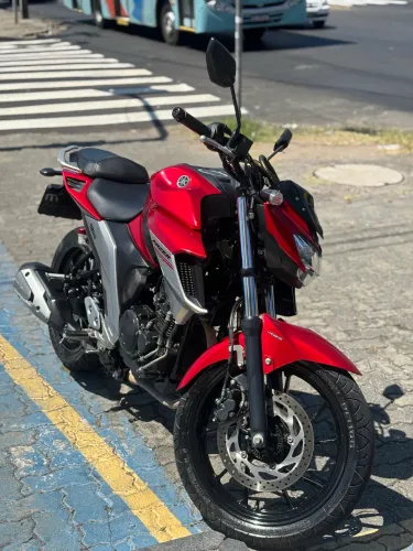 YAMAHA FZ25 2021/22 IPVA e licenciamentos pagos