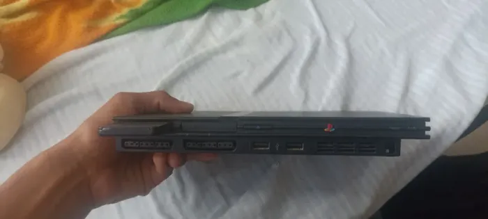 PS2 em ótimo estado modelo 70001