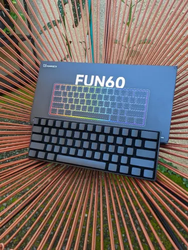 Teclado magnético Akko Fun60 Pro