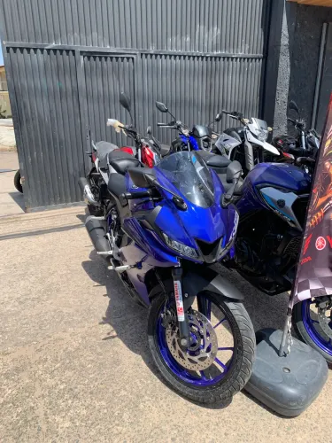 R15