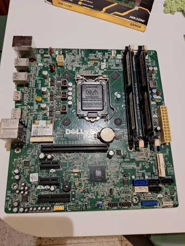 Kit Placa mãe dell oficial 0KWVTB lga 1150 ddr3 desktop + 2 memórias ram 1333hz 4gb