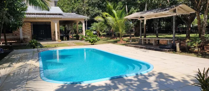 Vendo casa após a vila Acre 1km