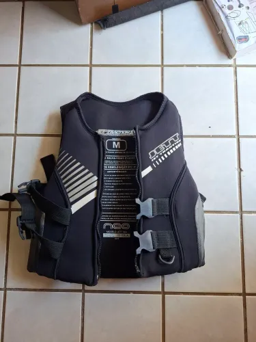 Colete Salva-Vidas Neoprene Jett Traction Neo Tamanho M