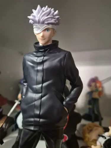 Action figure Satoru Gojo
