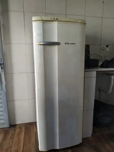 Geladeira Eletrolux 