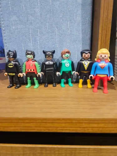 PLAYMOBIL DC KINDER OVO