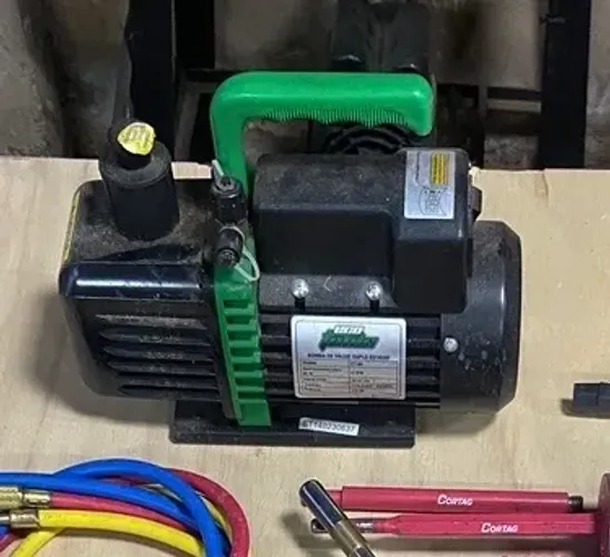 Bomba de Vácuo + Manifold 