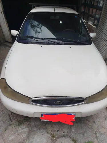 Ford Mondeo CLX 2.0i 4P MEC 1997