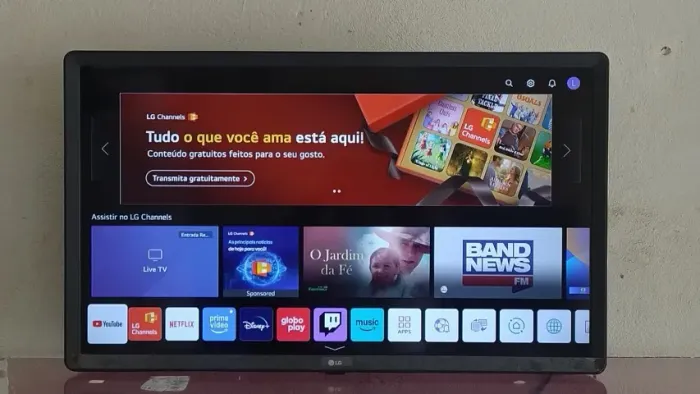 TV GAMER BOA BARATA E COM GARANTIA-SMART TV 32 LG GAMER COM ALEXA