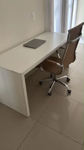 Mesa + cadeira escritório
