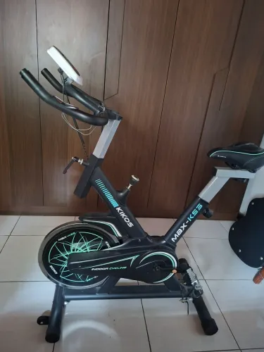 Bicicleta Ergométrica Spinning Kikos Max KS5