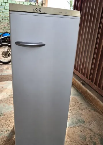 Geladeira - funcionando perfeitamente 