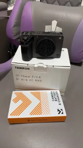 Câmera fx30 corpo mais lente 17-70 tamron