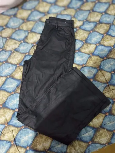 Calça que legal couro