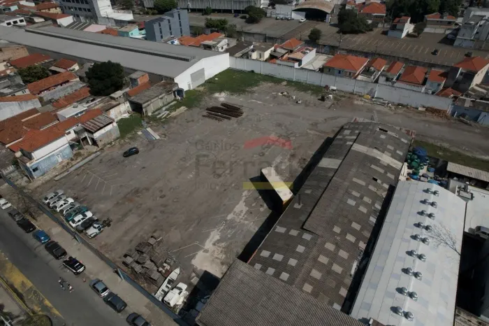 Terreno plano com 8.000m² para alugar na Vila Guilherme!