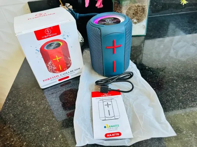 Caixinha de som portátil Bluetooth sem fio com Led Ipx6 Kapbom KA-8778