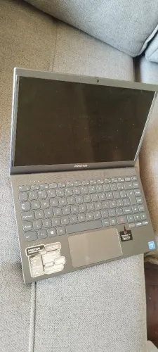 Novíssimo Notebook Positivo