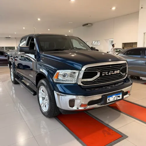 Ram Classic Laramie 5.7 V8 16V Gasolina 4X4 Aut. 2023