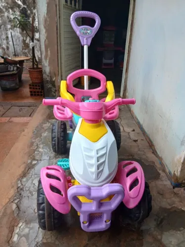 Triciclo infantil 