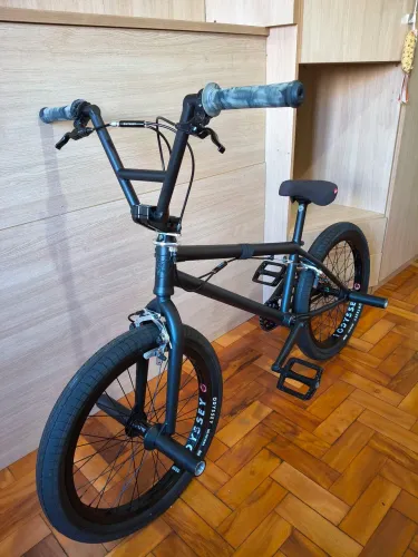 Bicicleta BMX Master Bikes Aro 20<br>