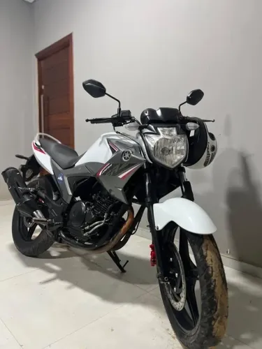 Fazer 250