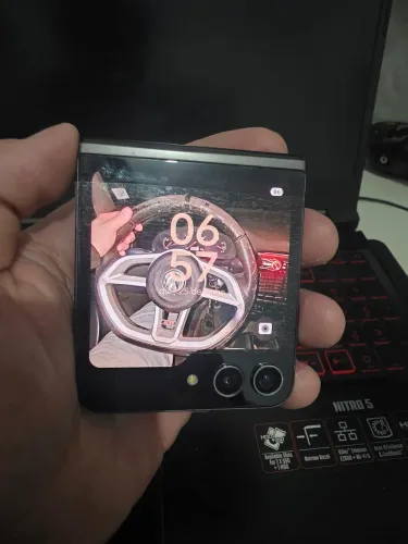 Galaxy Z flip5 512gb