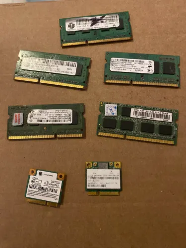 Lote Memória Notebook DDR3 16GB (4GB+4GB+4GB+2GB+2GB) + 2 Wi-F