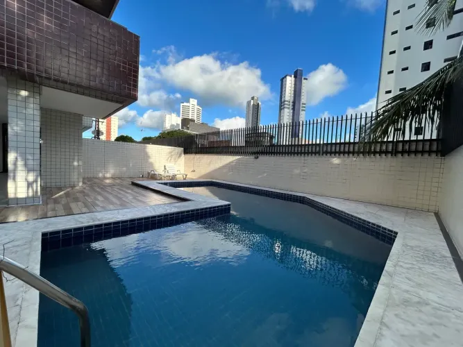 Apartamento para venda possui 120 metros quadrados com 3 quartos em Manaíra - João Pessoa