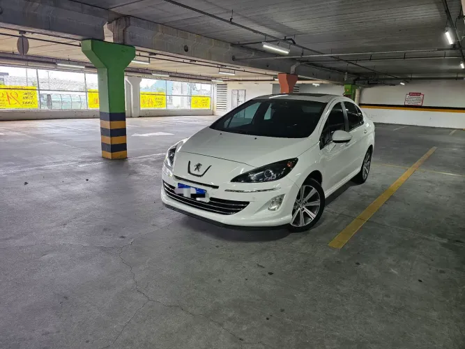 Peugeot 408 Sedan Griffe 1.6 Turbo 16V 4P Aut. 2013