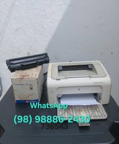 Impressora Laser HP Jet 1005 com estabizador mais 01 cartucho de recarga!