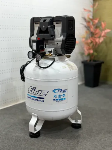 Compressor ar Odontológico isento de óleo 9Bar 130.5 Psi 220v