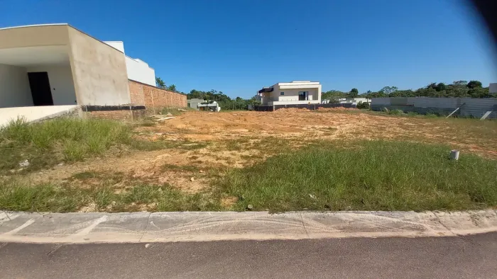 Lote para venda com 450 metros quadradosno Bosques do Madeira