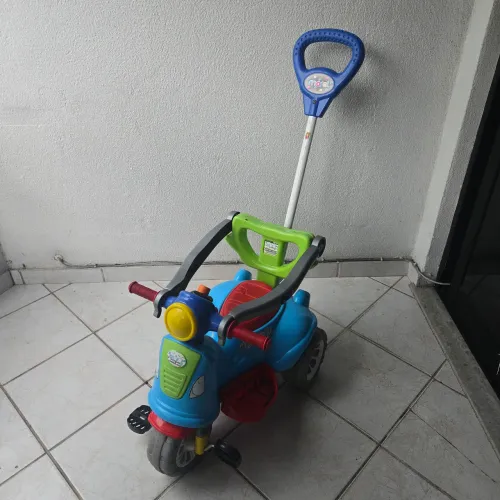 Triciclo Infantil
