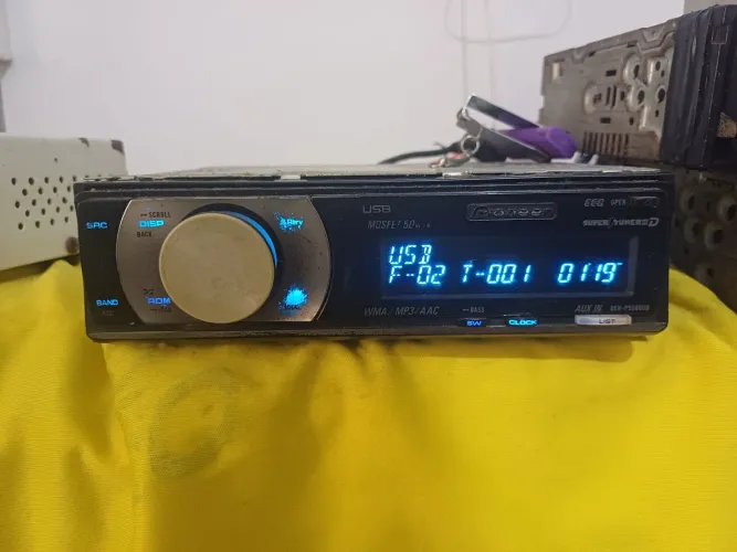 Pioneer Deh5080ub(  COM BLUETOOTH)