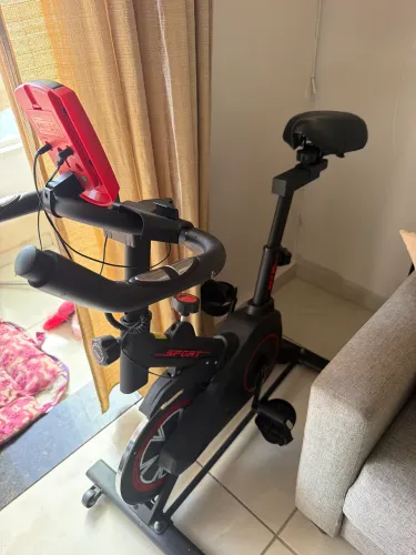Vendo BIKE ergométrica semi nova