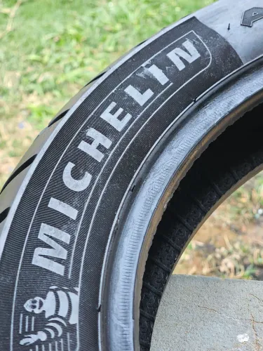 PNEU TRASEIRO MICHELLIN